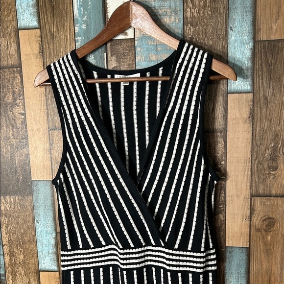 Spense Black and White Striped sweater Dress - Picture 3 of 14